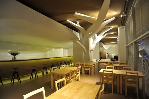 Basic Braga by Axis in Braga — foto 10