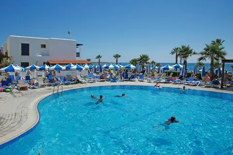 Kefalos Beach Tourist Village in Paphos — foto 10