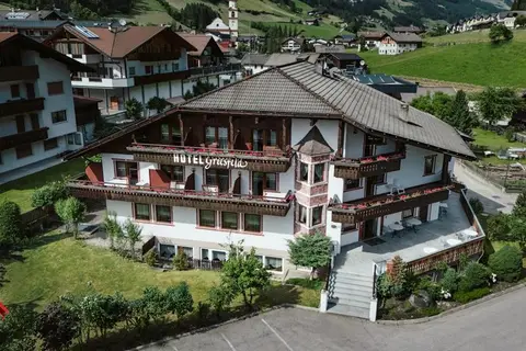 Hotel Residence Griesfeld in Taufers im Münstertal - Tubre — foto 2