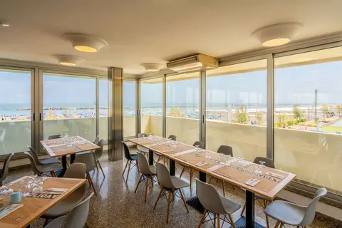 Color Hotel Ermitage Beach in Bellaria — foto 7