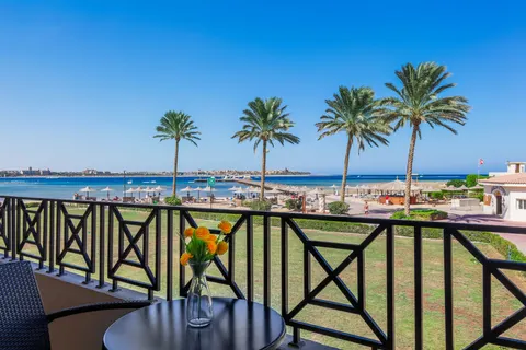 Cleopatra Luxury Resort in Xanadu Club Makadi Bay — foto 8