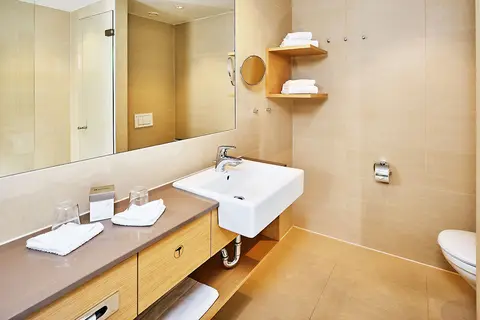 Seehotel am Kaiserstrand in Lochau — foto 25