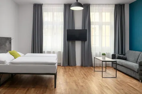 EA Melantrich foto 2