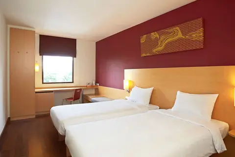 ibis Bangkok Riverside Hotel in Bangkok — foto 9