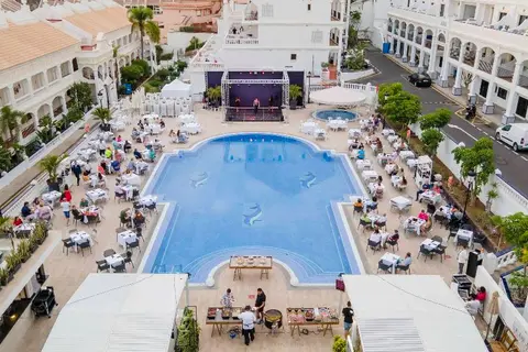 Ona Hollywood Mirage in Arona, foto 6