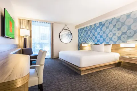 The LINQ Hotel & Casino - A Caesars Rewards Destination in Las Vegas