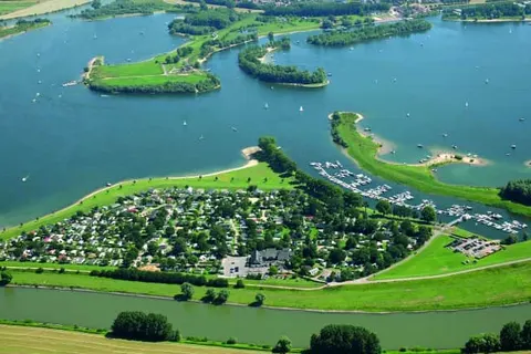 Recreatiepark de Veerstal foto 7