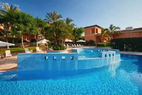 Pula Suites Boutique Resort in Son Servera — foto 2