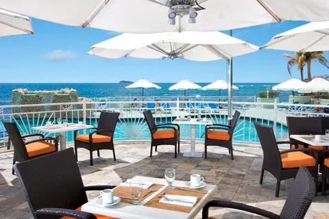 Oyster Bay Beach Resort in Oyster Pond — foto 3