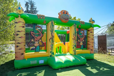 Camping Le Lac De Thoux foto 9