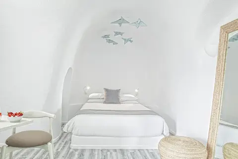 Mill Houses New Elegant Suites in Santorini Yachting Club, foto 19