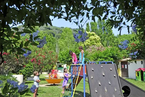 Camping Le Saint Louis in Pégomas — foto 17