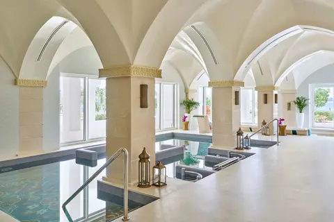 Hilton Salwa Beach Resort & Villas in أبو سمرة — foto 26