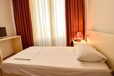 Hotel Argenti Shkoder in Shkodra — foto 9