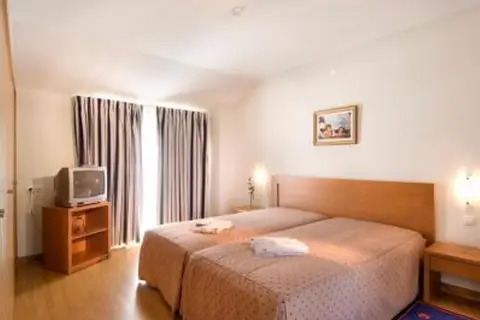 Lam Hotel in Estarreja, foto 12