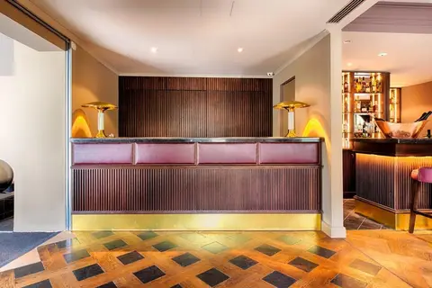 mondrian suites berlin checkpoint charlie in Berlijn — foto 3