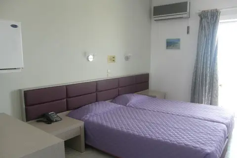 Megim Hotel in Παλαιόχωρα — foto 12