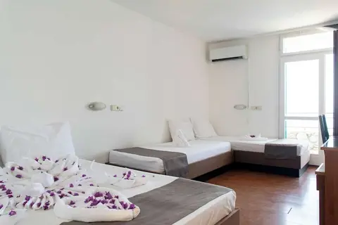 Beach Hotel Croatia in Podgora — foto 3