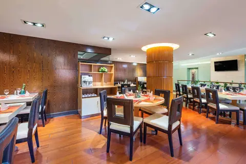 Novotel Beijing Peace in Peking — foto 12