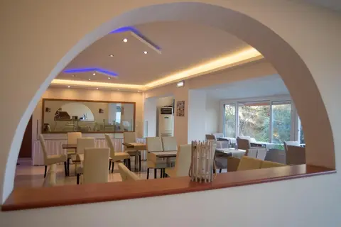 Oasis Hotel in Perigiali, foto 13