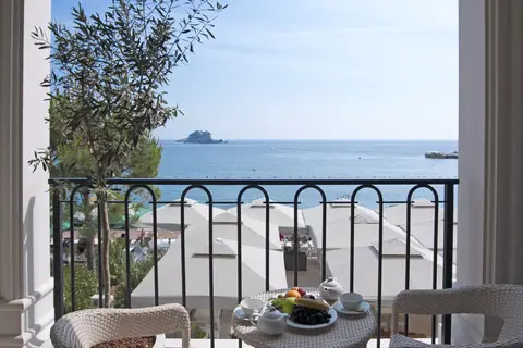 Riva in Petrovac na Moru — foto 18