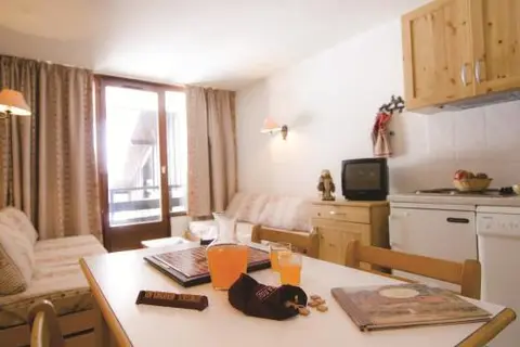 Résidences Vacancéole Le Grand Morillon in Morillon — foto 3