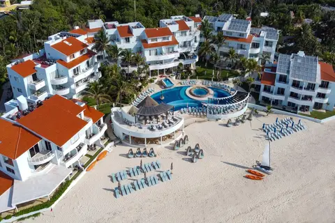 Sunset Fishermen Beach Resort in Playa del Carmen