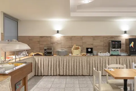 Central Hersonissos Hotel in Chersonissos — foto 24
