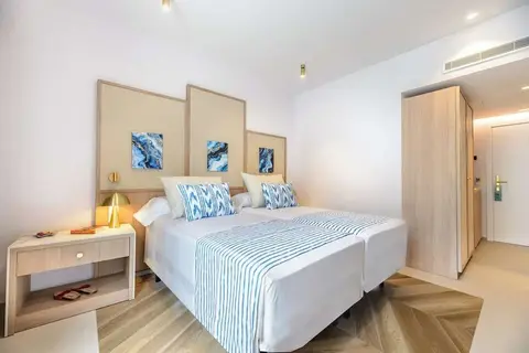 Hotel Vibra Yamm Sunset in Sant Antoni de Portmany — foto 2