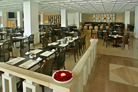 Grecian Park Hotel in Leoforos Protara-Cavo Greco, foto 5
