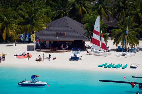 Kuredu Resort & Spa in ނައިފަރު — foto 6