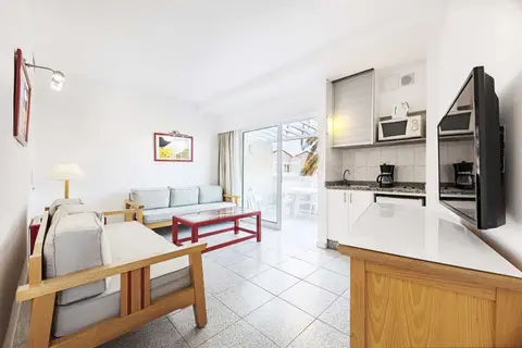 Apartamentos LIVVO Koala Garden in Las Palmas de Gran Canaria — foto 4
