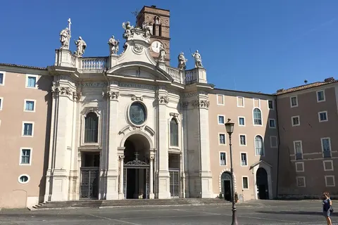 Domus Sessoriana foto 1