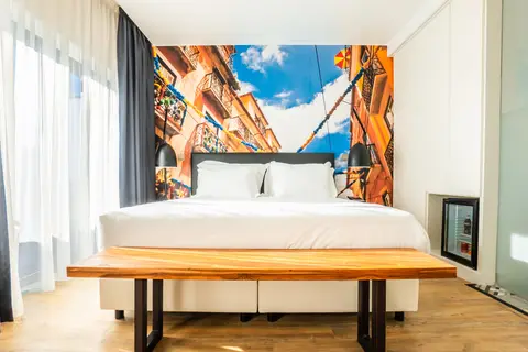 Hills Hotel Lisboa in Almada — foto 16