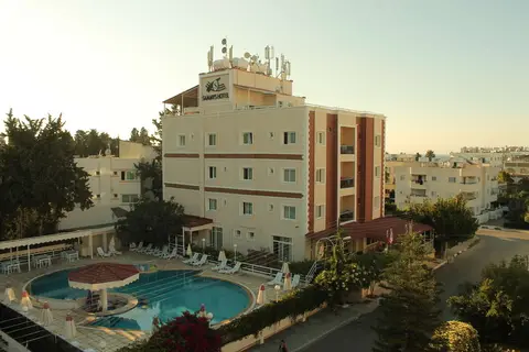 Sammys Hotel in Girne — foto 8