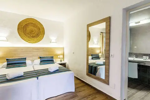 Fergus Style Punta Arabi in Santa Eulària des Riu — foto 5