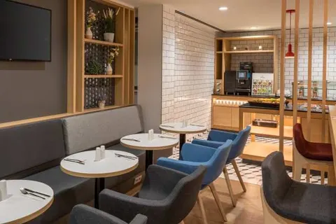 Holiday Inn Express Hamburg Süd foto 14