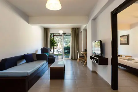 Filion Suites Resort & Spa in Βλυχάδα — foto 11