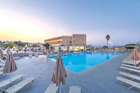 Niriides Beach Hotel in Ηρακλής — foto 10