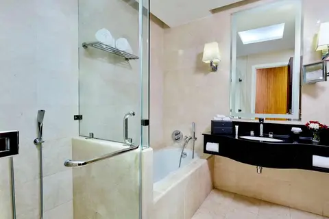 Best Plaza West Bay Hotel in Doha — foto 18