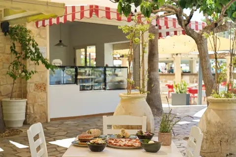 St. George Beach Hotel & Spa Resort in Paphos — foto 23