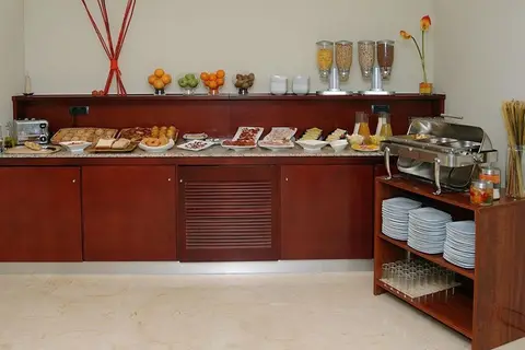 Exe Plaza Delicias in Zaragoza