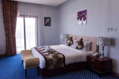Red Castle Hotel in Sharjah — foto 17
