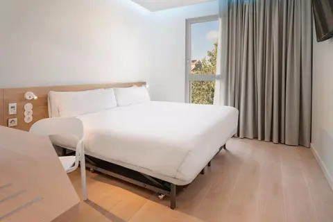 NH Lleida Pirineos in Lleida — foto 15