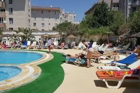 Golden Moon Apart Hotel in Kuşadası — foto 18