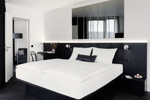 Hotel AMANO Grand Central in Berlijn — foto 18