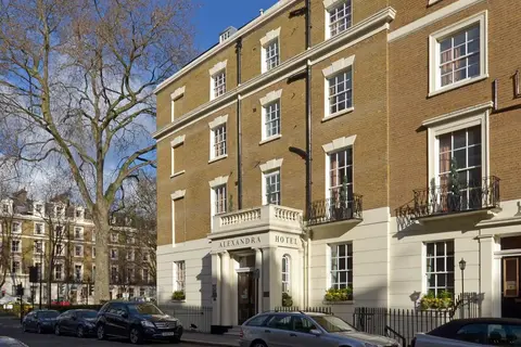 Alexandra in Londen — foto 6