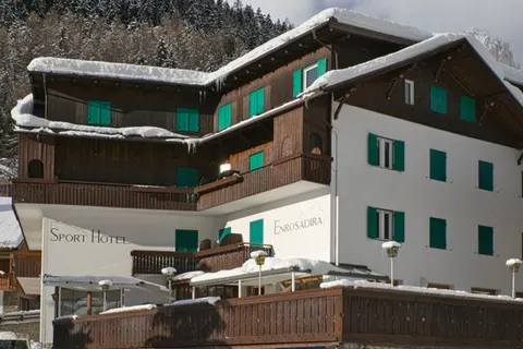 Sporthotel Enrosadira in Campitello di Fassa — foto 14
