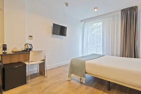 Hotel Ondarreta Beach in San Sebastian — foto 5