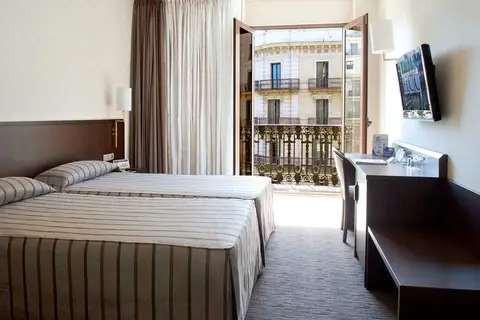 hcc regente in Barcelona — foto 15